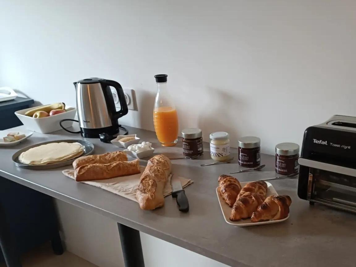 A L'Ombre Des Bois, Chambre Double Confort Neung-sur-Beuvron Esterno foto