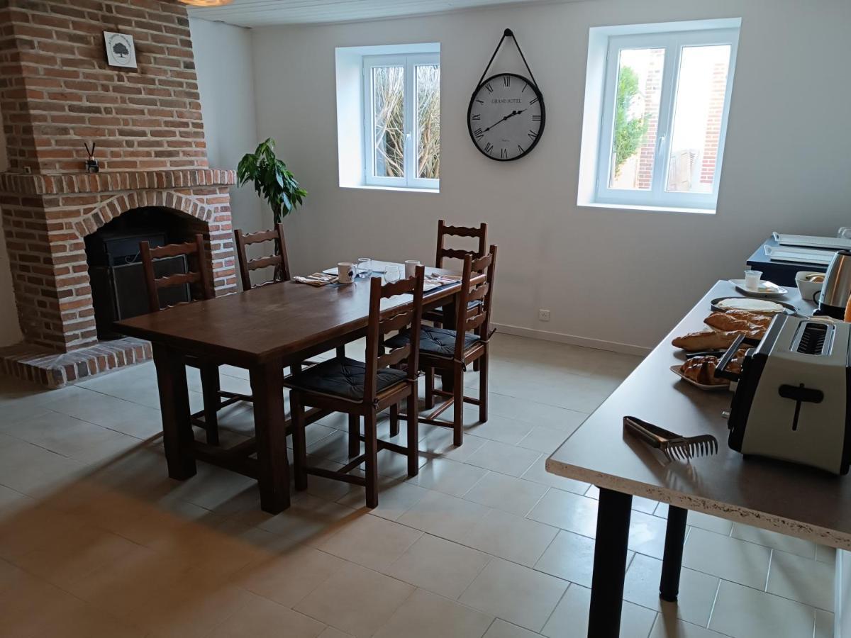 A L'Ombre Des Bois, Chambre Double Confort Neung-sur-Beuvron Esterno foto